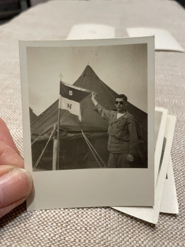 19 vintage Korean war photos total.B/W, various sizes. 1950s American soldiers - Picture 12 of 24
