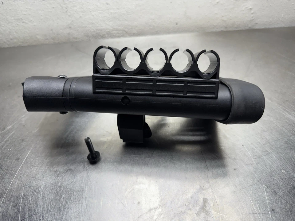 Culata de escopeta ajustable ATI para Remington 870 con soporte de carcasa, espaciador y tornillo Foto 4 de 4