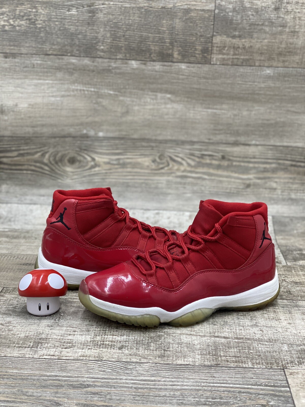 air jordan xi red