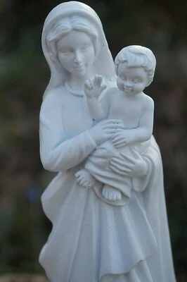 RE0437 FIGURINE STATUETTE VIERGE A L ENFANT BEBE MARIE BLANCHE 20 CM RESINE