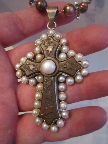 STERLING SILVER & BRONZE & WHITE PEARL NECKLACE & PEARL CROSS PENDANT 18" LONG - Picture 2 of 6