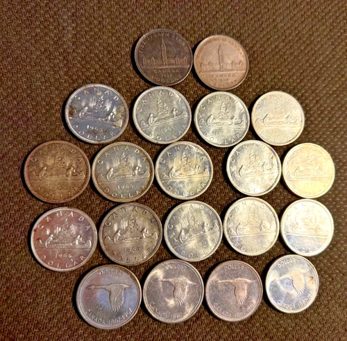 20 CANADIAN SILVER DOLLARS 1939-1967 - 12 TROY OZS TOTAL  (26-061)