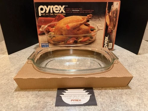 PYREX 704 Clear Oval 4 Quart Handled Baking Dish Roaster 15x11x3 Inch Vtg NIB
