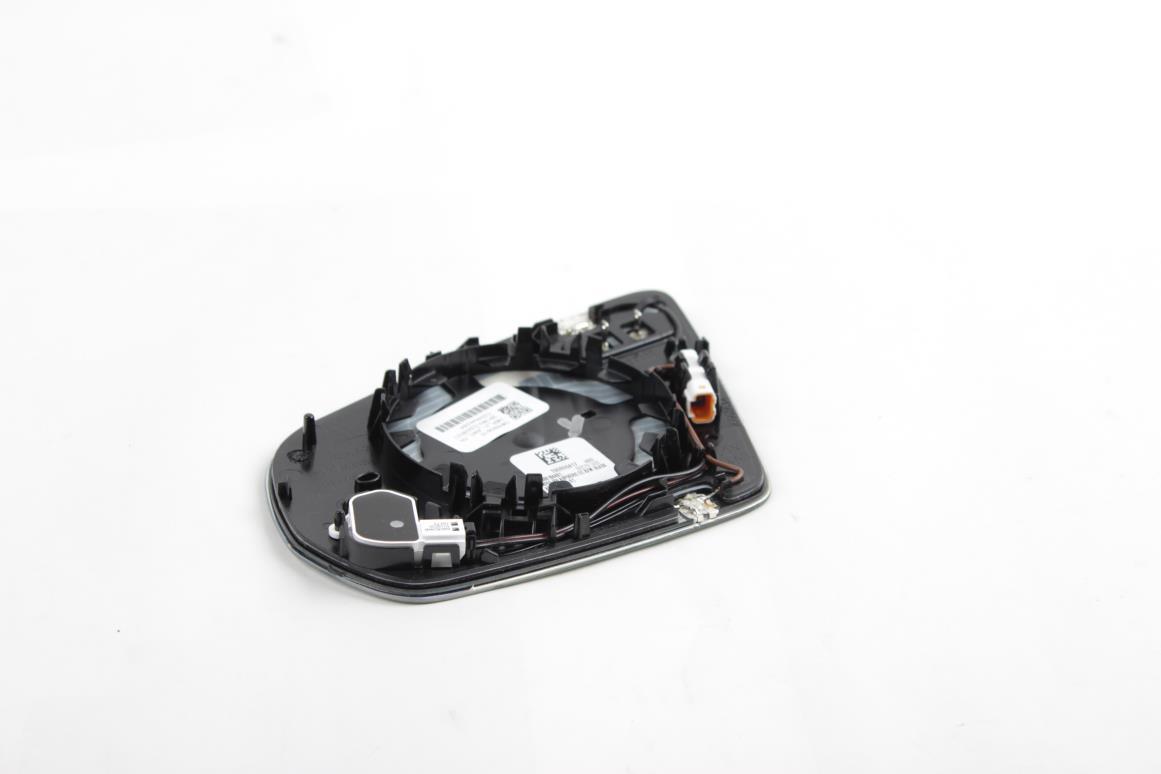 MERCEDES-BENZ GLA H247 Front Right Door Mirror Glass RHD