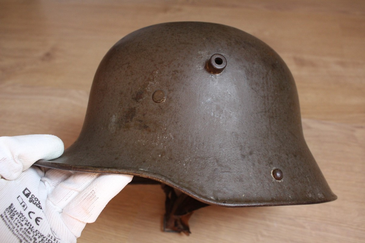 シュタールヘルム M17 スチールヘルメット (Stahlhelm 17) : 東部戦線的泥沼日記