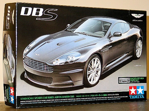 TAMIYA アストンマーチン DBS 1/24