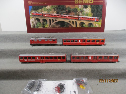 Bemo 7252 100 Spur H0m Zugpackung der RhB mit Lok Nr 607 + 3. Wa analog in OVP 2 | Zustand: Gebraucht