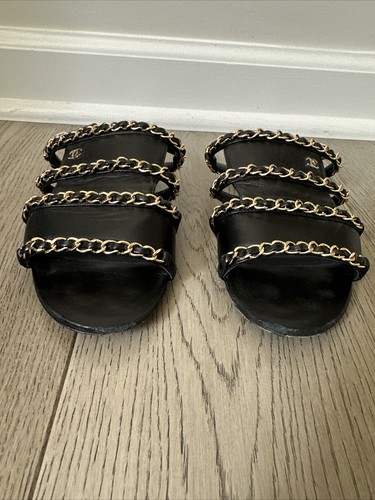 CHANEL BLACK LEATHER GOLD CHAIN SLING BACK FLAT SANDAL SIZE 37.5 GENTLY WORN - Bild 2 von 10