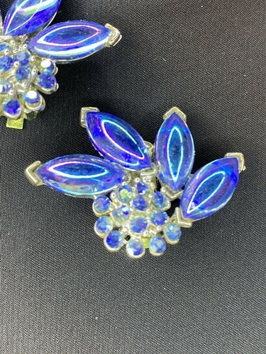 Blue Poured AB Glass Clip Earrings Marquis Spray Princess Cut Rhinestones VTG - Picture 4 of 6