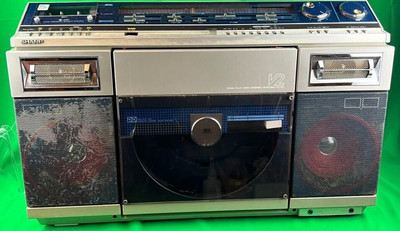 SHARP VZ-V2 Boombox Schallplatten Kassette Vintage Für Teile SCHROTT WIE...