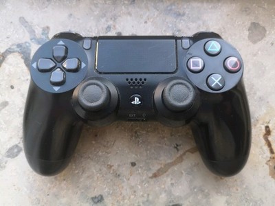 Sony PS4 Controller an BASTLER