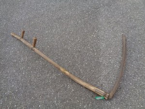 Wood Handle STA-TITE Scythe Sickle - 60" Handle - 28" Blade