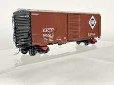 LNIB Kadee HO Erie #86734 40’ PS-1 Boxcar