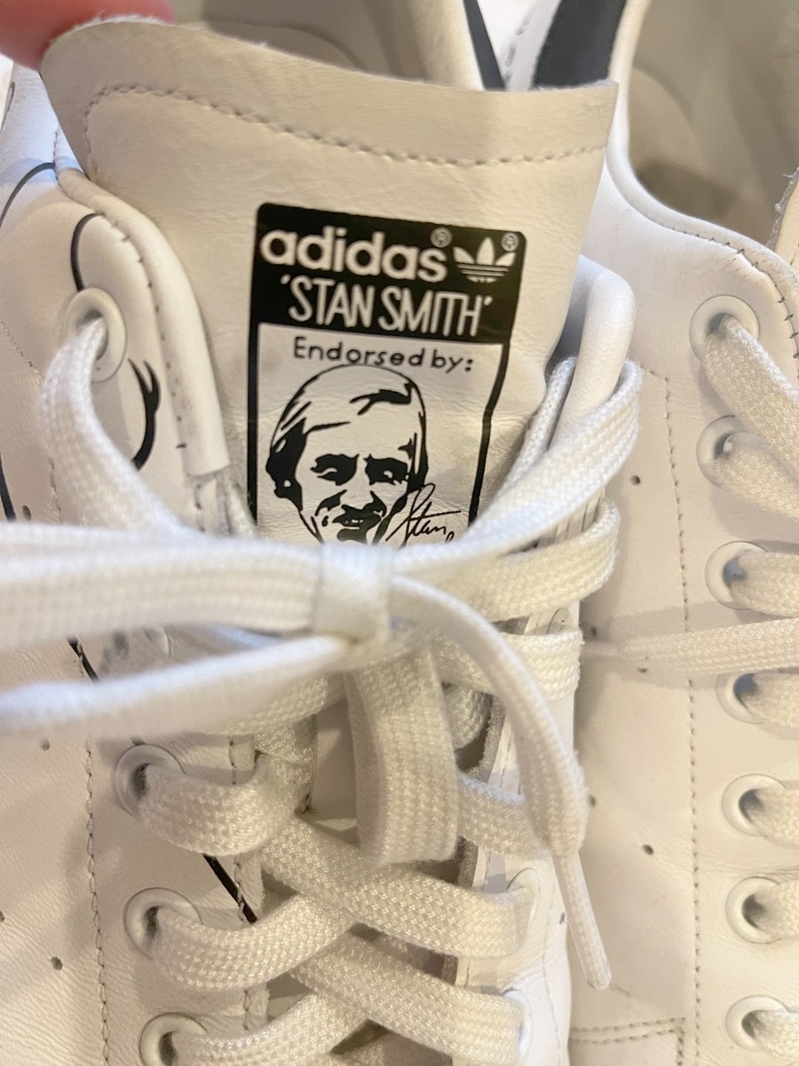 Adidas Disney Mickey Mouse Stan Smith FW2895 Lace Up Sneakers
