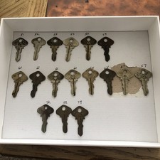 Lot Of 17 Antique Ford Model T A Keys Set 51-74 No Logo 1920s