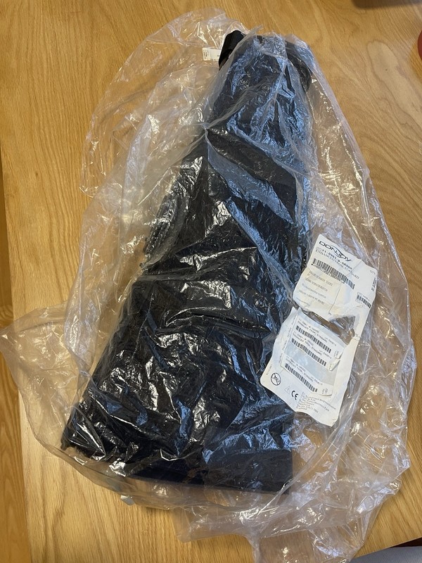 DONJOY 11-0961-9-06000 DJO ENHANCED TRON KNEE BRACE NEW, IN ORIGINAL PLASTIC NEW