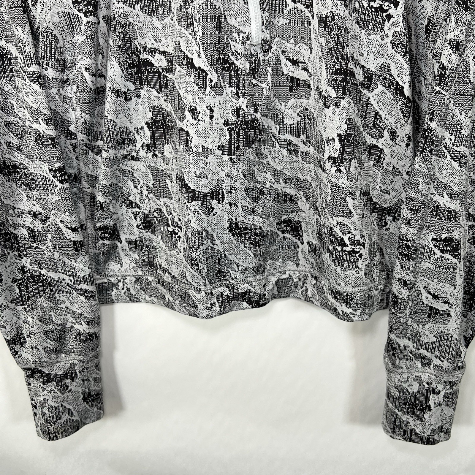 Spyder Active Cropped Half Zip Pullover Womens Si… - image 3