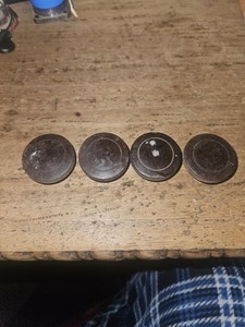 4 VINTAGE USED BROWN BAKELITE TABLETOP RADIO KNOBS RCA GE MORE