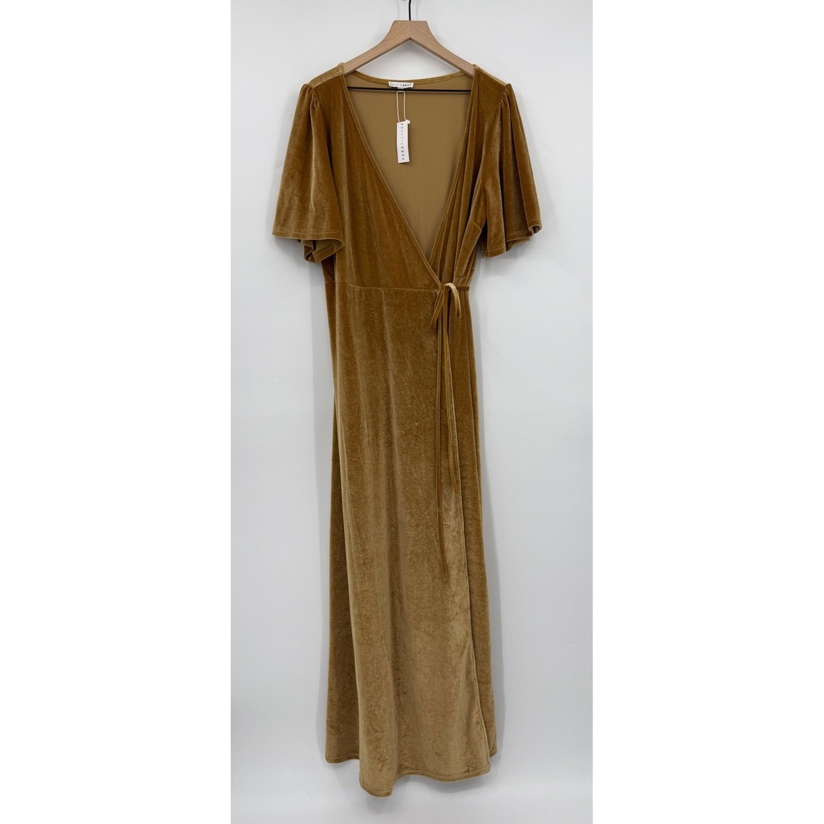 Baltic Born Dress Womens XXXL Gold Velvet Wrap Flutter Sleeve Maxi Formal NEW | eBay Baltic Born Dress Womens XXXL Gold Velvet Wrap Flutter Sleeve Maxi Formal NEW | eBay