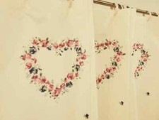 VINTAGE NEW Valentine's Day Hearts Embroidered Cream Fabric Shower Curtain
