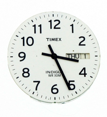 Movimiento de reloj de cuarzo o cuerda antiguo vintage TIMEX para repuestos o reparaciones - Imagen 191 de 255