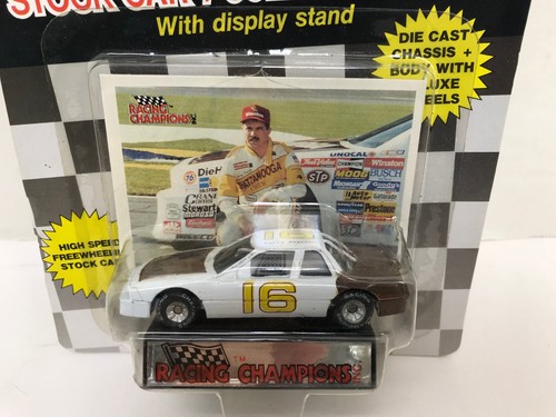 Campeones de carreras diecast escala 1:64: Larry Pearson #16 (Earnhardt Back) - Imagen 2 de 3