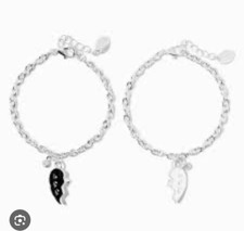 Claire  s black white BFF split Magnetic heart charm bracelet set