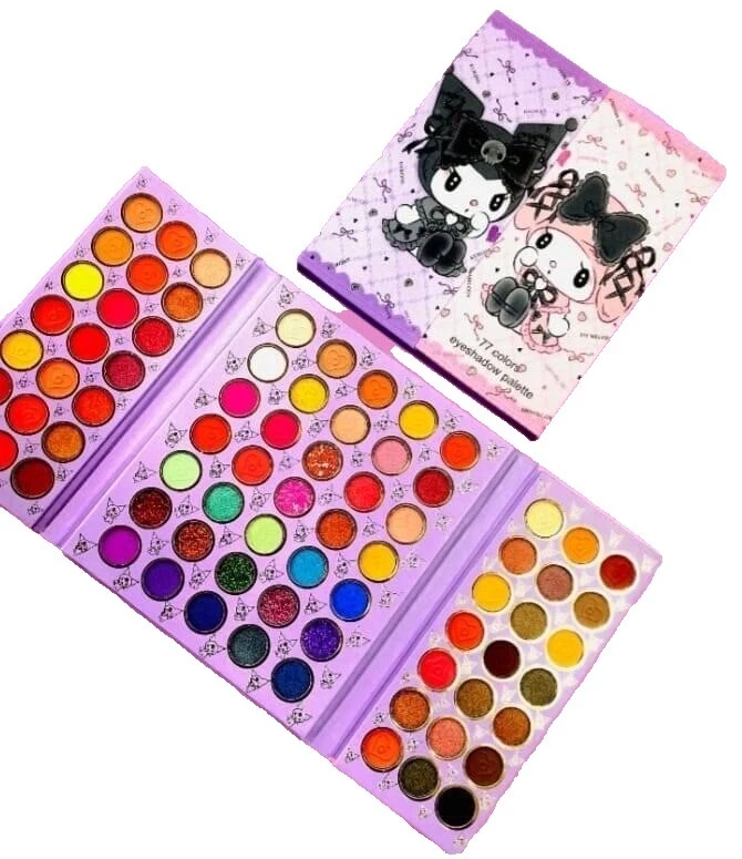 Paletas de productos para sombras de ojos Sanrio