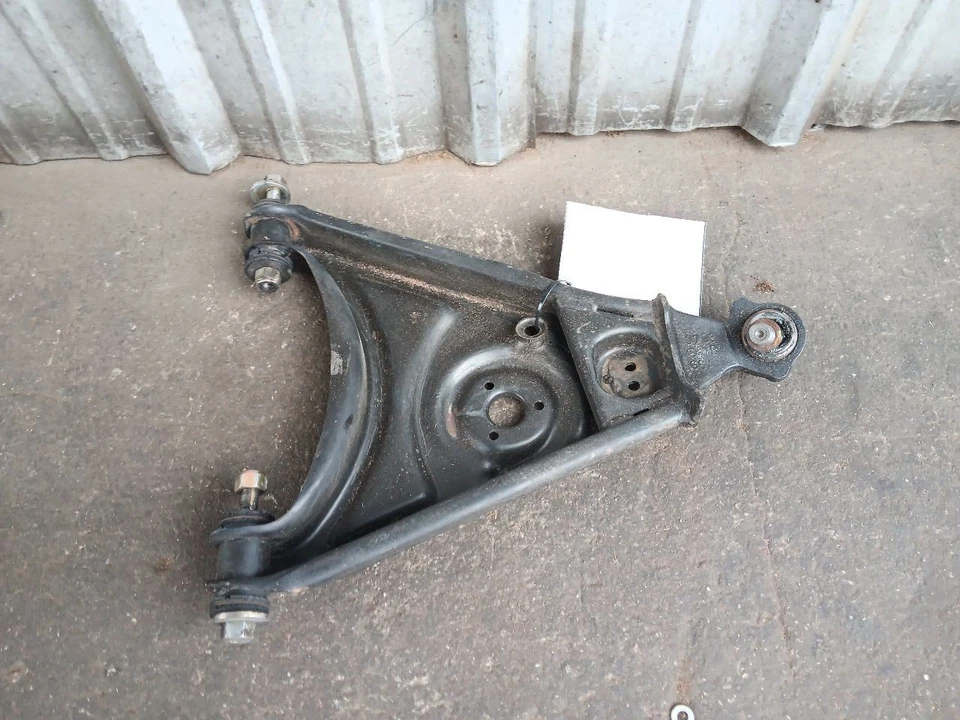 Оригинальная правая передняя нижняя подвеска рычага управления 1986-1989 Mercedes R107 560SL - Изображение 4 из 4