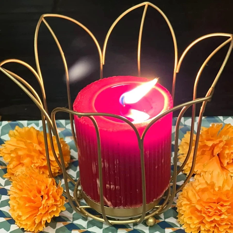 50 Pcs Day of the Dead Marigold Flowers Heads Dia De Los Muertos Decorations - image 4 of 4