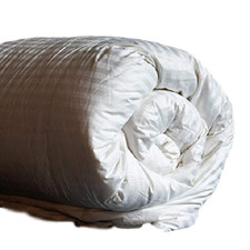 13.5 tog Satin Stripe DUVET - EUROPEAN SIZE 160 x 210cm - Made by Fogarty - EURO