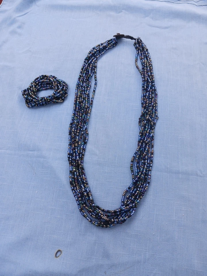 Collar y pulsera Royal Bali Collection cuentas semillas azules Foto 3 de 3