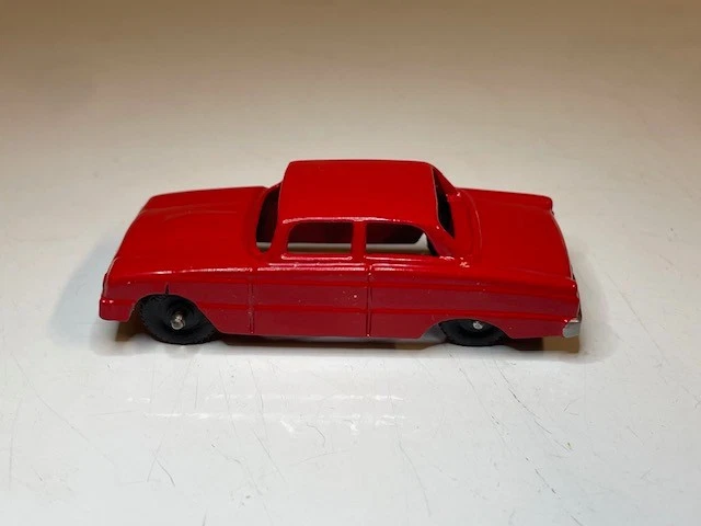 TOOTSIETOY DIECAST FORD FALCON Foto 3 de 4