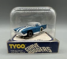 1976 TYCO #8507 BLUE ‘57 T-BIRD CURVE HUGGER HO SLOT CAR W/CUBE BOX