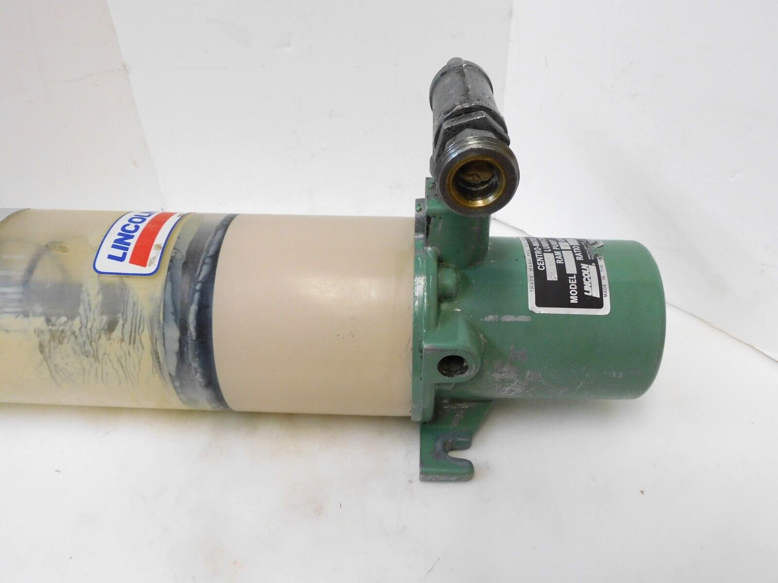 LINCOLN CENTROMATIC GREASE LUBRICANT RAM PUMP 83668 SERIES E RATIO 20