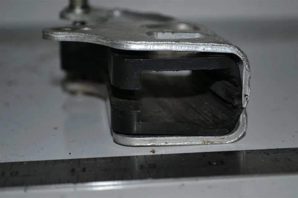 Guía de cadena basculante Husaberg 400E 501E FC FE 120 127-01 2000-2003 Foto 4 de 4