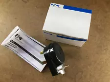 Eaton 83-BOX Travel Trailer 3Wire Plug, 2-Pole, 3-Wire