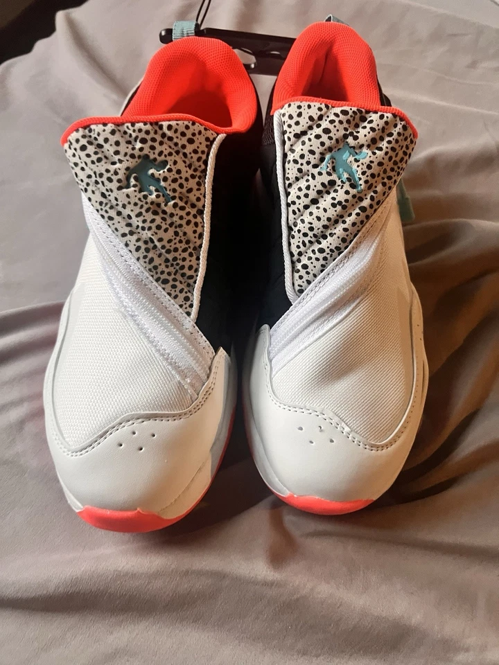 and1 shoes size 6-youth white comfort  padded insole non marking,durable outsole - Image 4 of 4