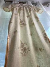 White daily or wedding qipao; Tea ceremony; US sz S; Chest 92cm： Daily qipao