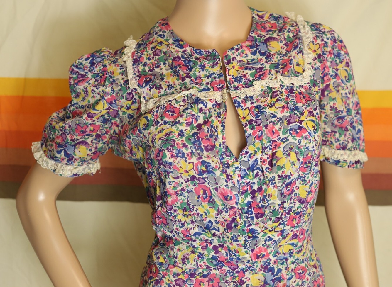 🌸Vibrant 30's/40's Lady Alice California Juniors… - image 2