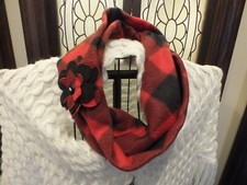 Upcycled Repurposed Fleece Infinity Scarf Handmade Flower Black Red 7x58" NICE