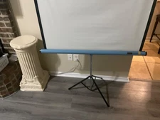Vintage Singer Pioneer 40"x40" Portable Projector Screen Retractable With Tripod