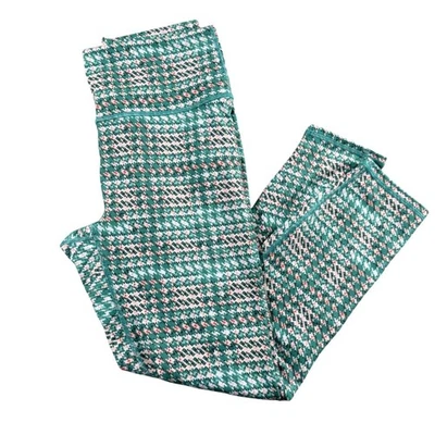 Fabletics powerhold Pixel Houndstooth High Waisted capri leggings Medium yoga - Image 1 of 4
