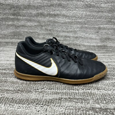 nike tiempo shoe laces
