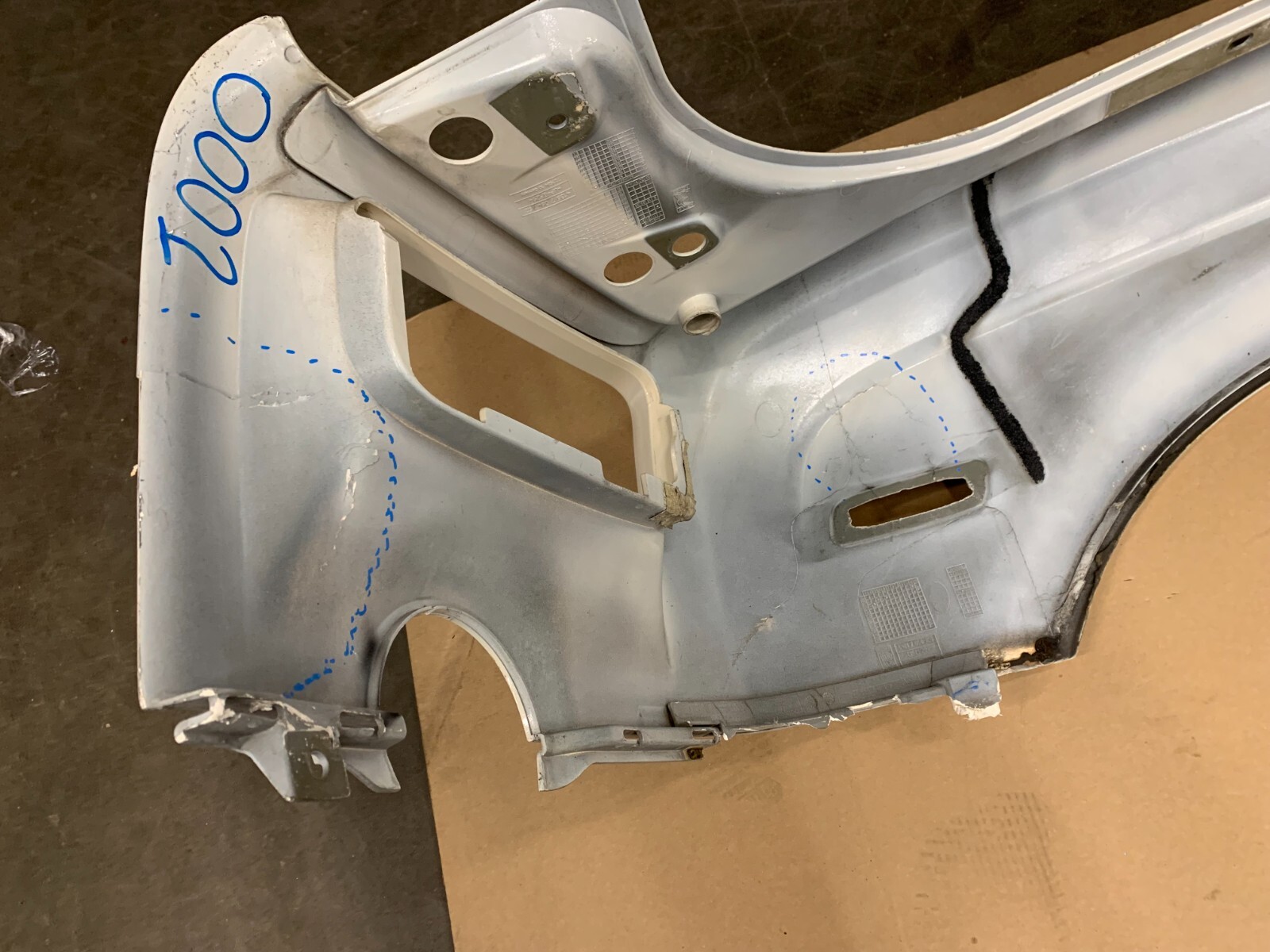 04-11 ROLLS ROYCE PHATOM FRONT RIGHT FENDER PASSENGER SIDE FENDER OEM LOT0001