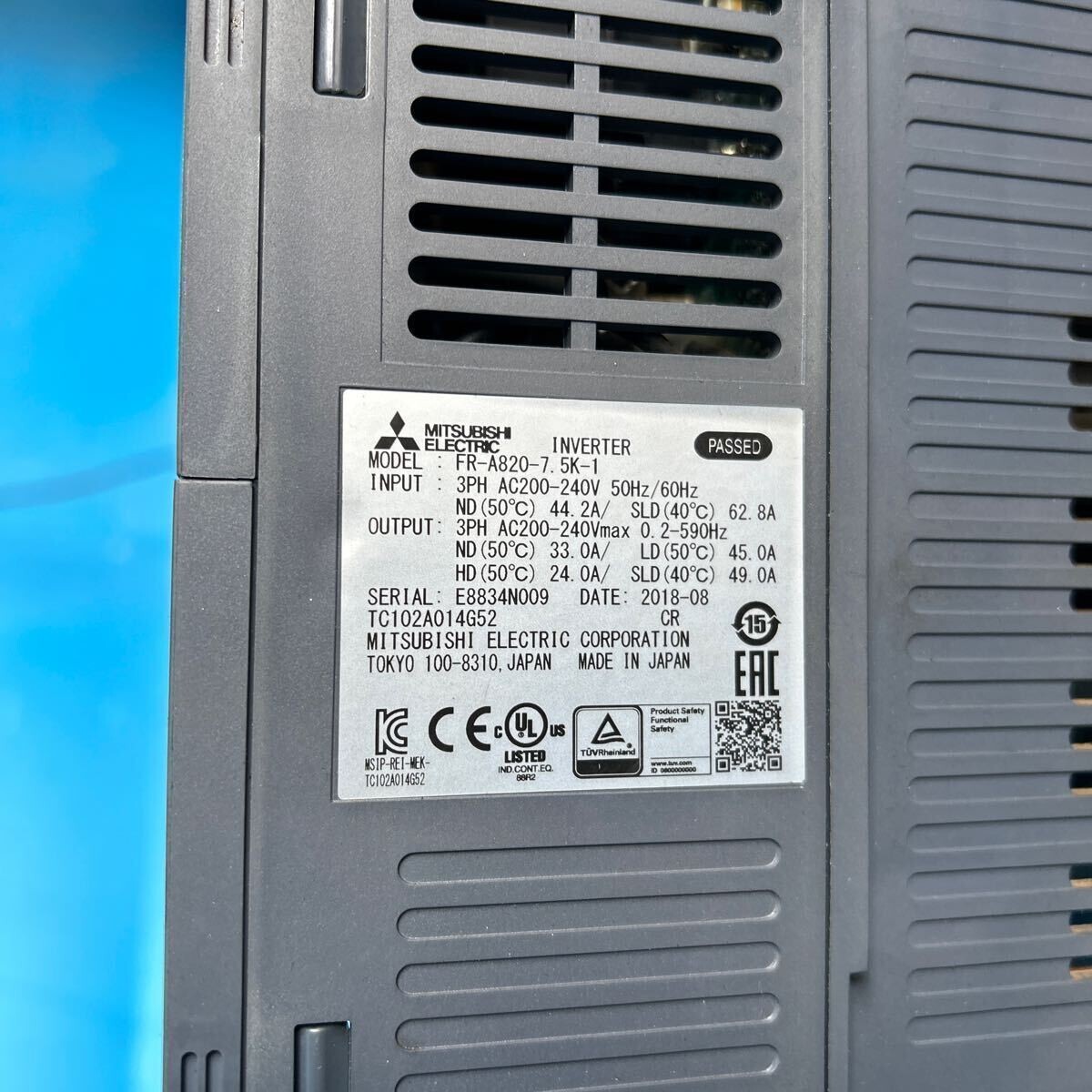 新品　MITSUBISHI ELECTRIC FR-A820-7.5K-1 Mitsubishi FR-A820-7.5K-1 Inverter Drive 3PH AC 200-240V 50