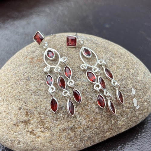 Beautiful Red Garnet Dainty 925 Sterling Silver Bezel Setting Drop Post Earring - Picture 5 of 6