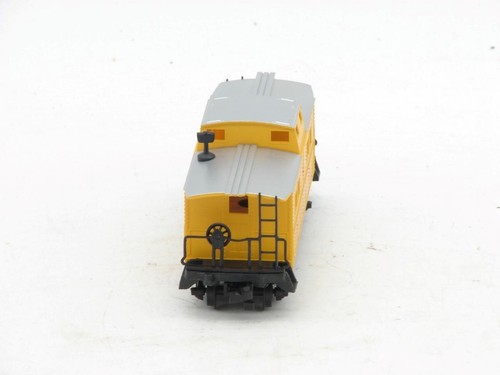Life Like HO Scale Union Pacific 49940 Caboose with Box LN - Picture 7 of 7