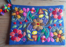 Peruvian bag embroidered by hand multicolored Andean community
