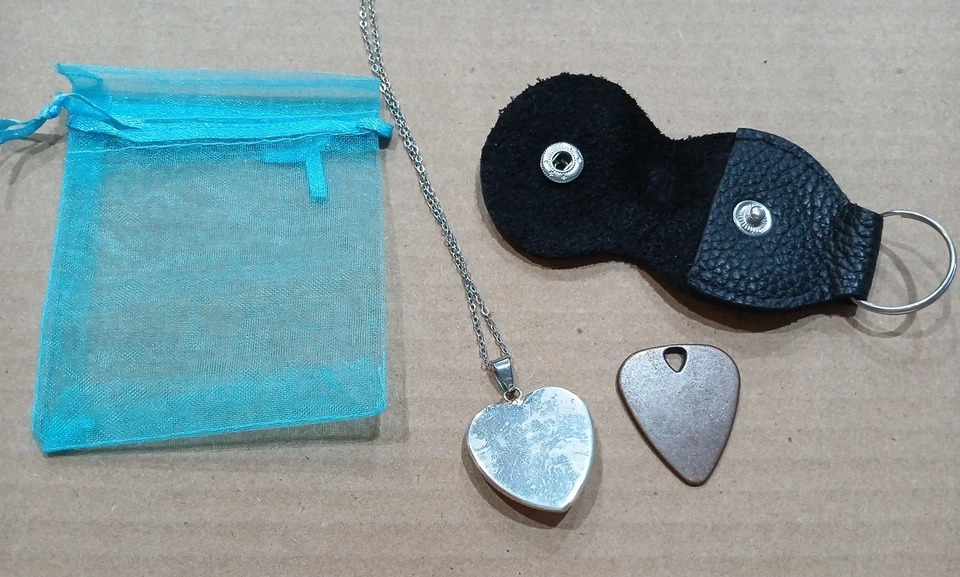 Guitar Pick Heart Necklace And Charm Leather Pouch I Pick You Always And Forever - Image 4 of 4